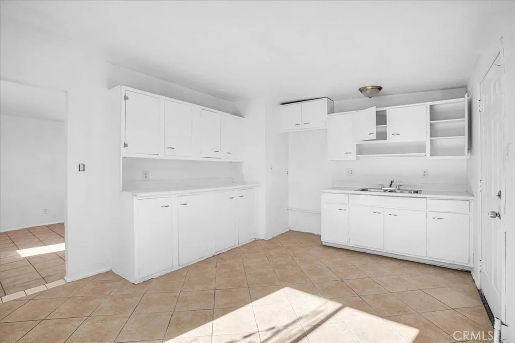 Photo of 59200 Barron Drive