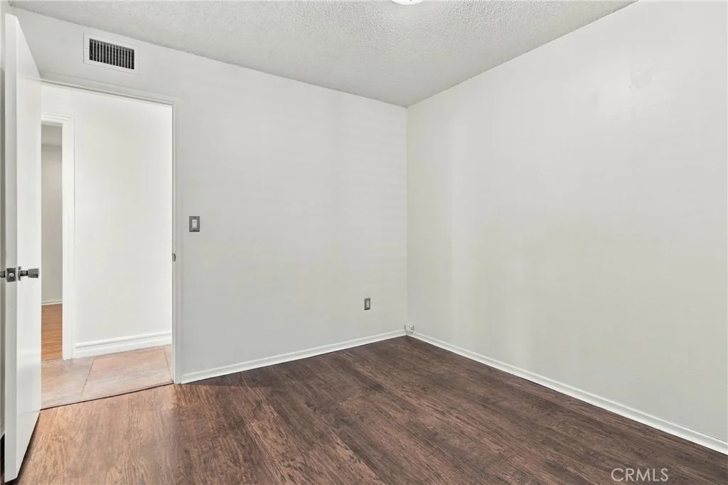Photo of 415 Glenhill