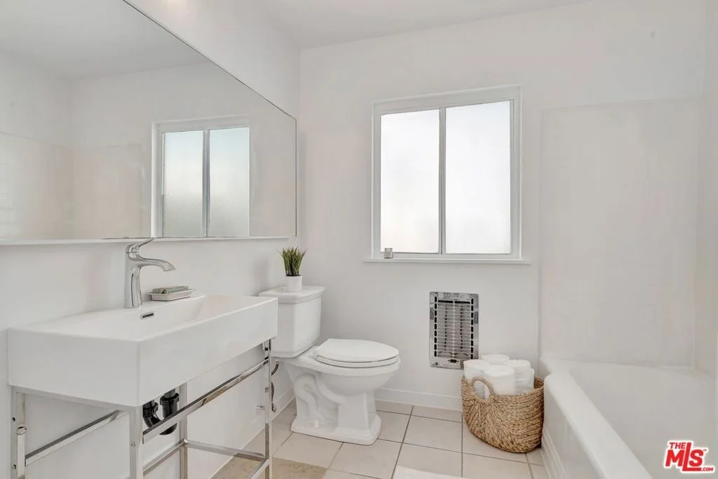Photo of 25330 Malibu Road