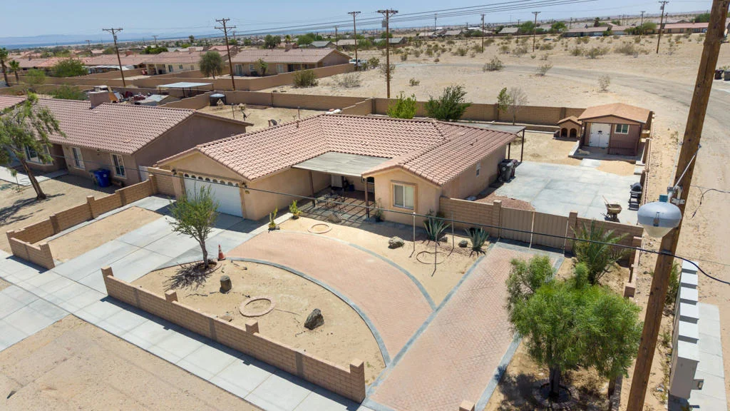 Photo of 1527 N Marina Drive