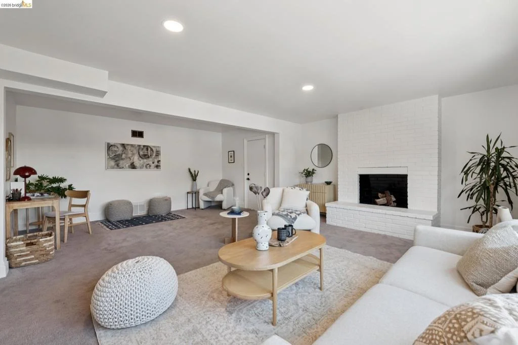Photo of 515 Vincente Ave