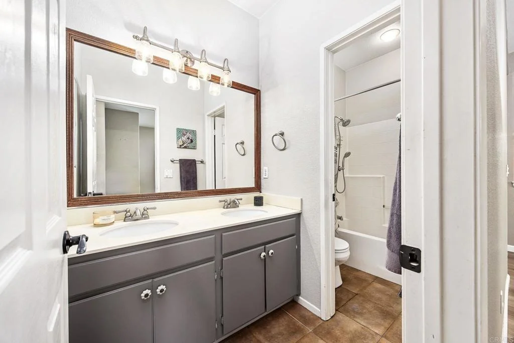 Photo of 23560 Green Glen