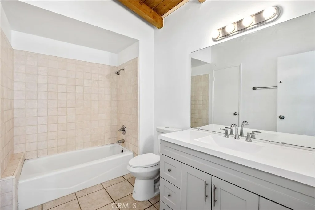 Photo of 959 2nd