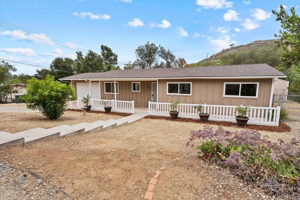 Photo of 3174 Reservoir Dr