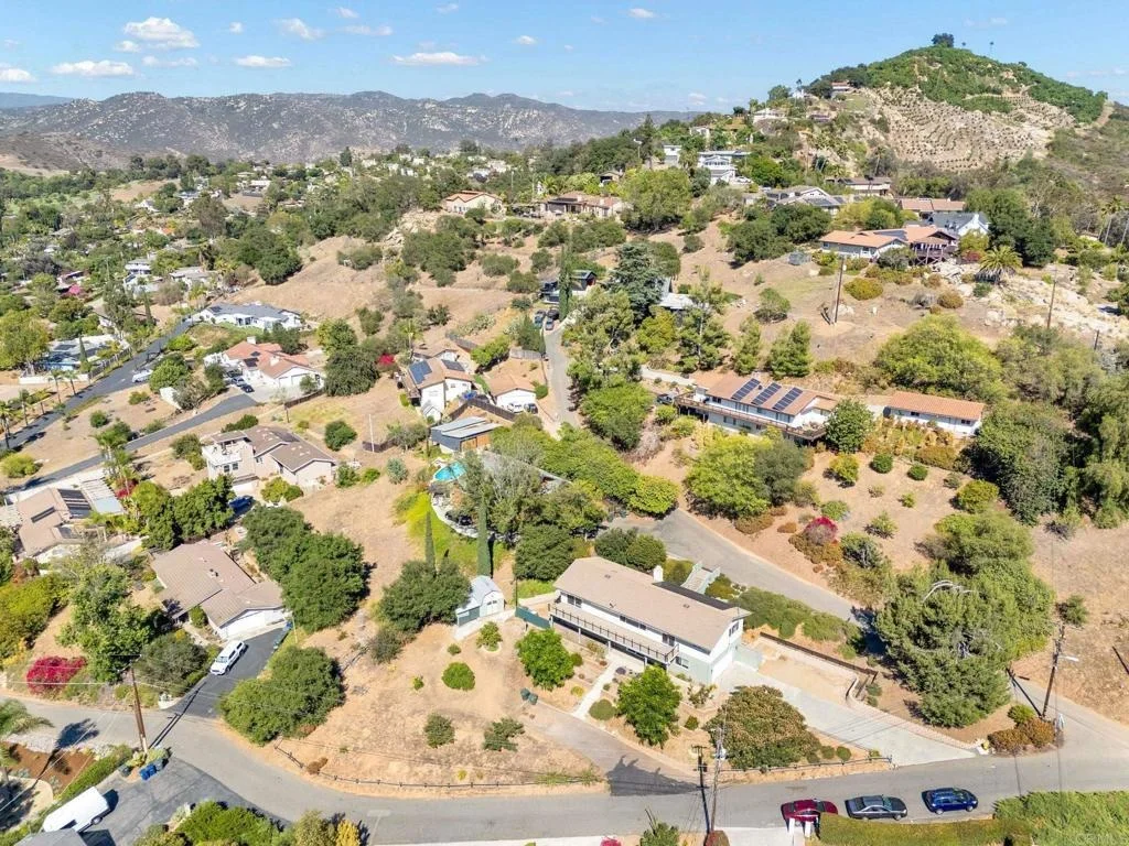 Photo of 2344 Big Pine Road