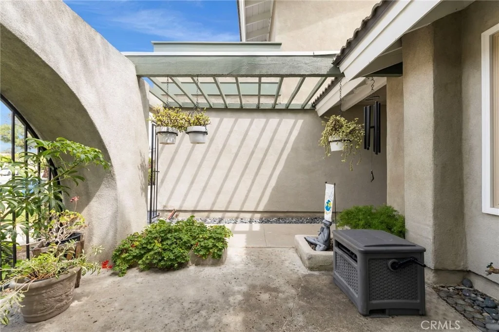 Photo of 7992 Sun Valley Way