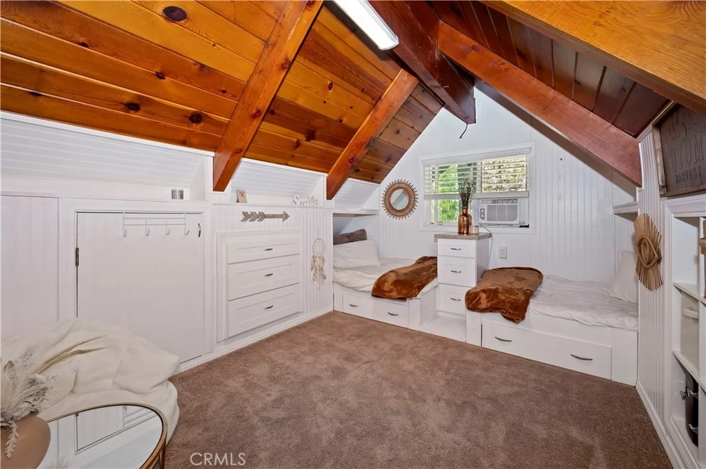 Photo of 2428 Oak Drive