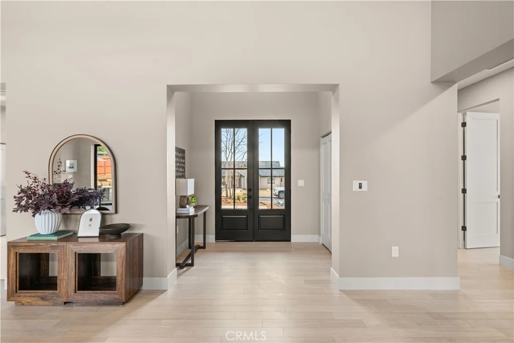 Photo of 5093 Malibu Drive