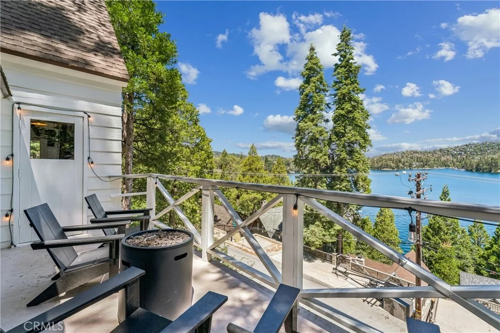 Photo of 28901 Palisades