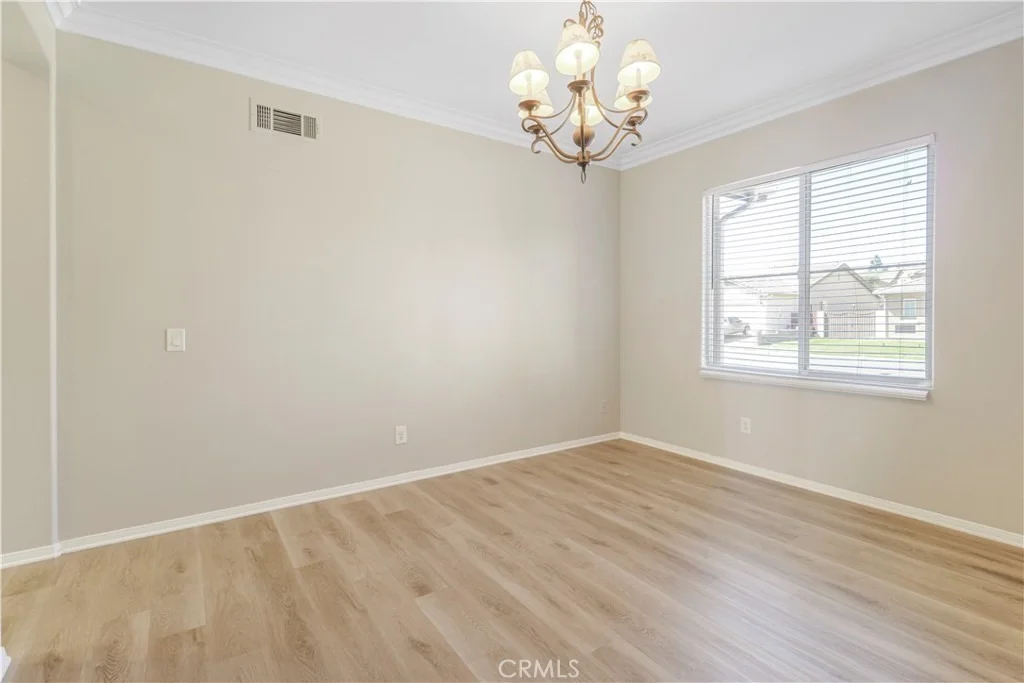 Photo of 33558 Iris Lane