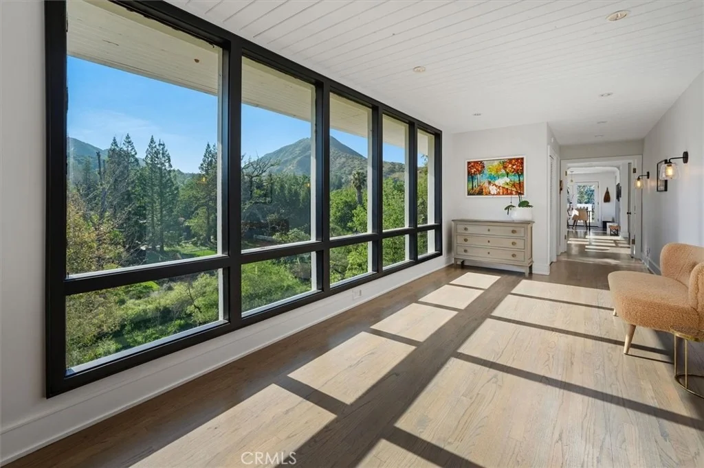 Photo of 28933 Wagon Road
