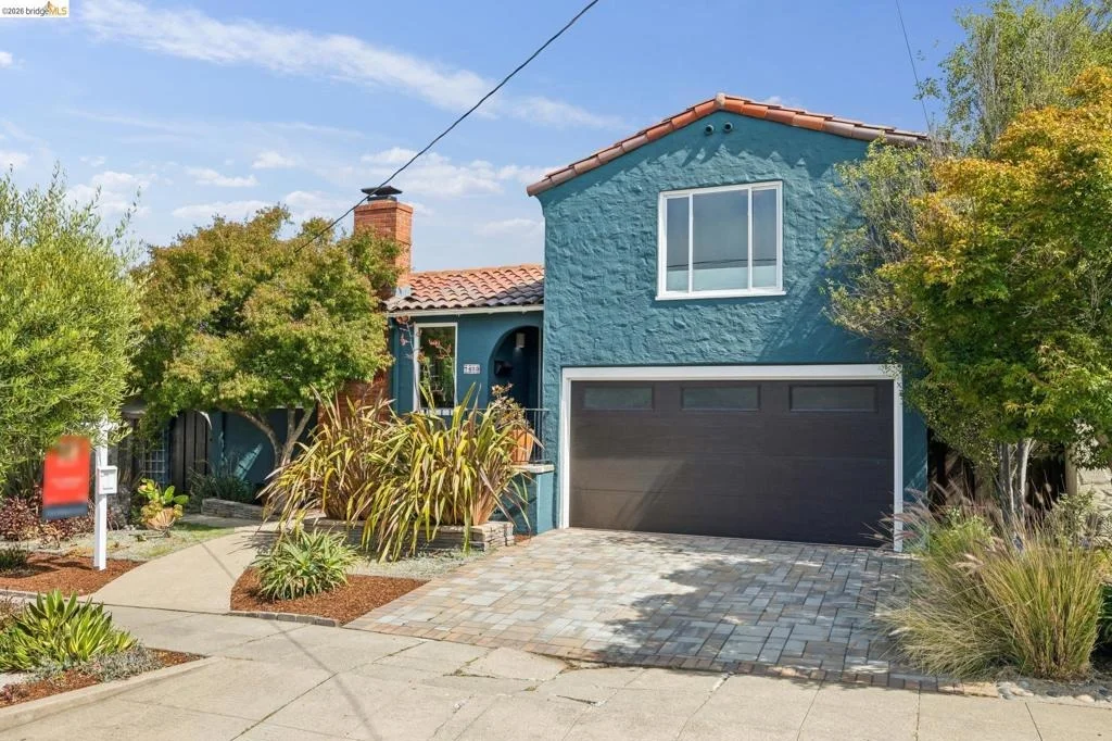 Photo of 7423 Ward Ave