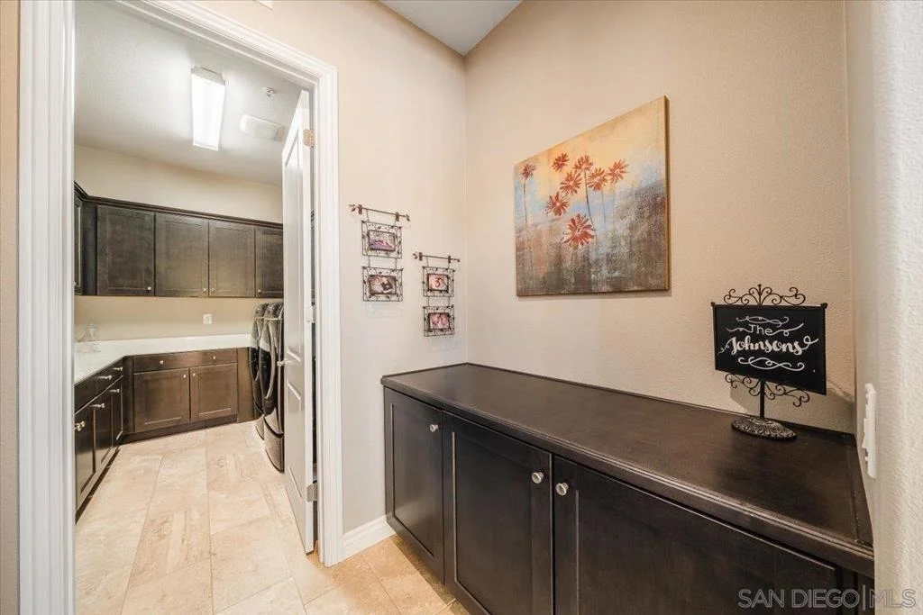 Photo of 541 Ledge