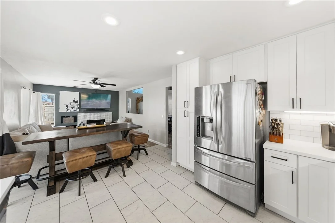Photo of 26840 Redwood