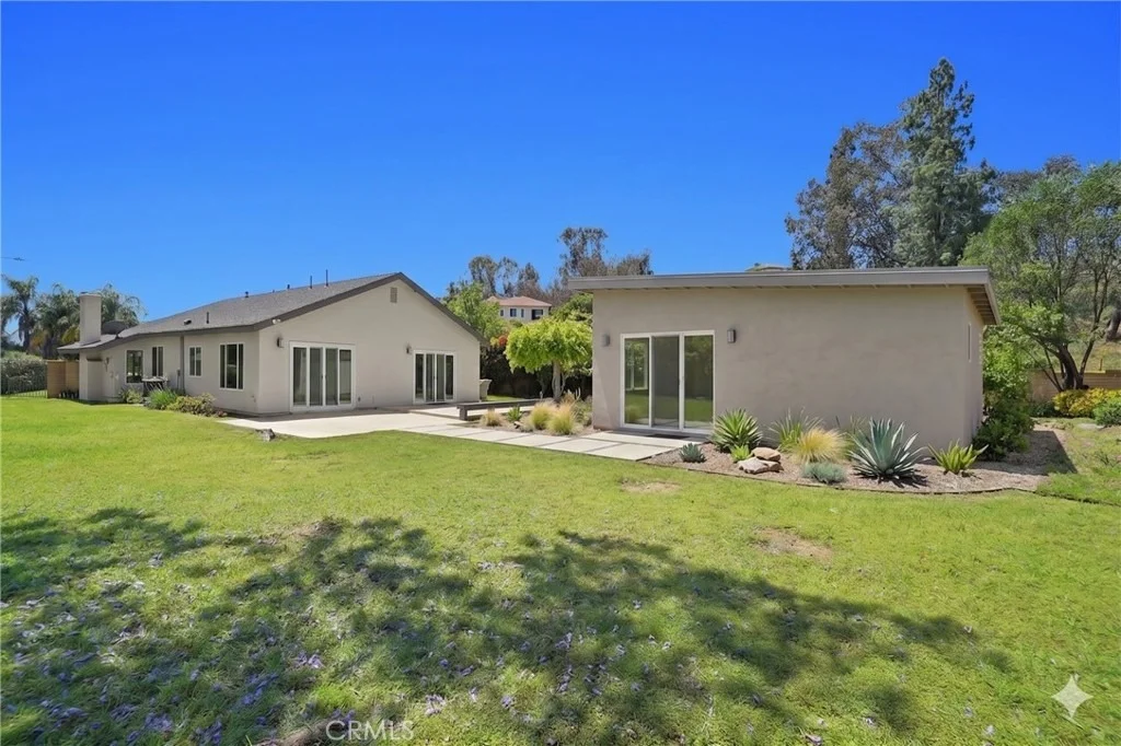 Photo of 438 Calle Alcazar