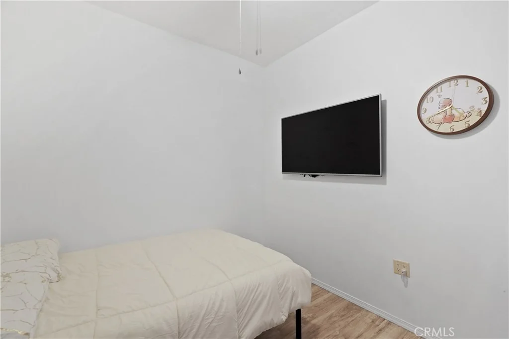 Photo of 39755 Naples