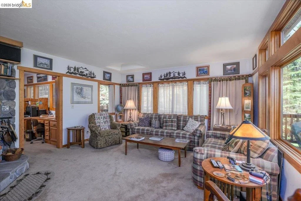 Photo of 23160 Mark Twain Dr