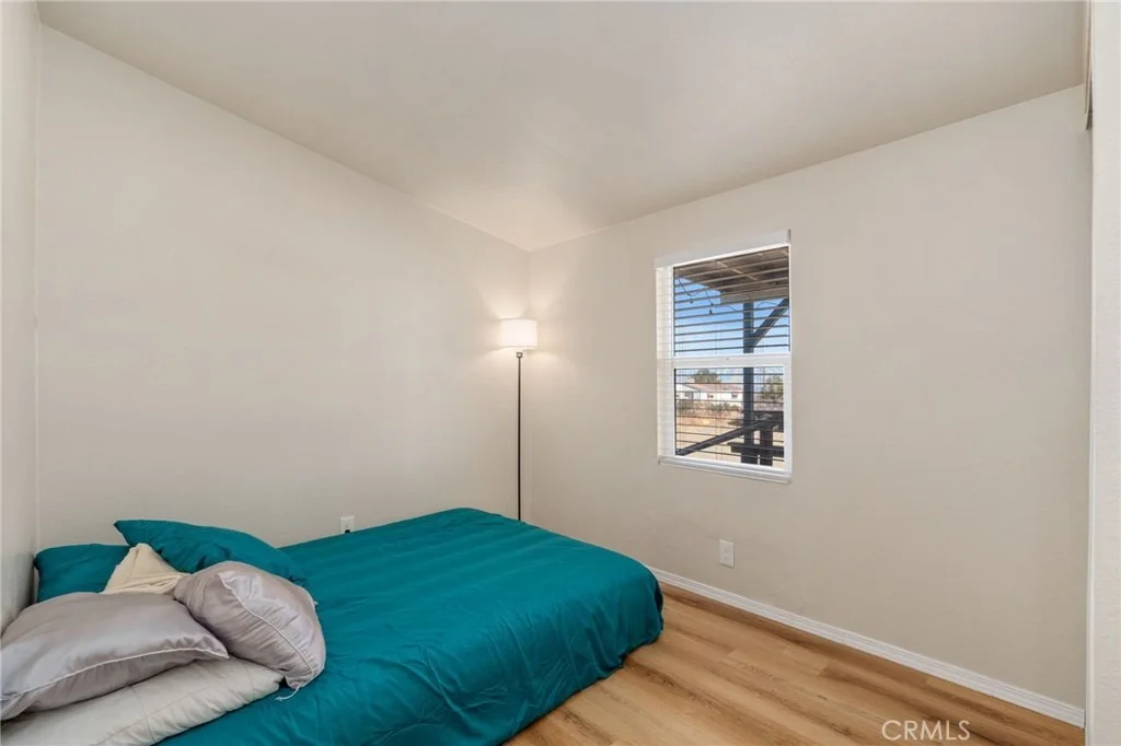 Photo of 11524 Paramount Road