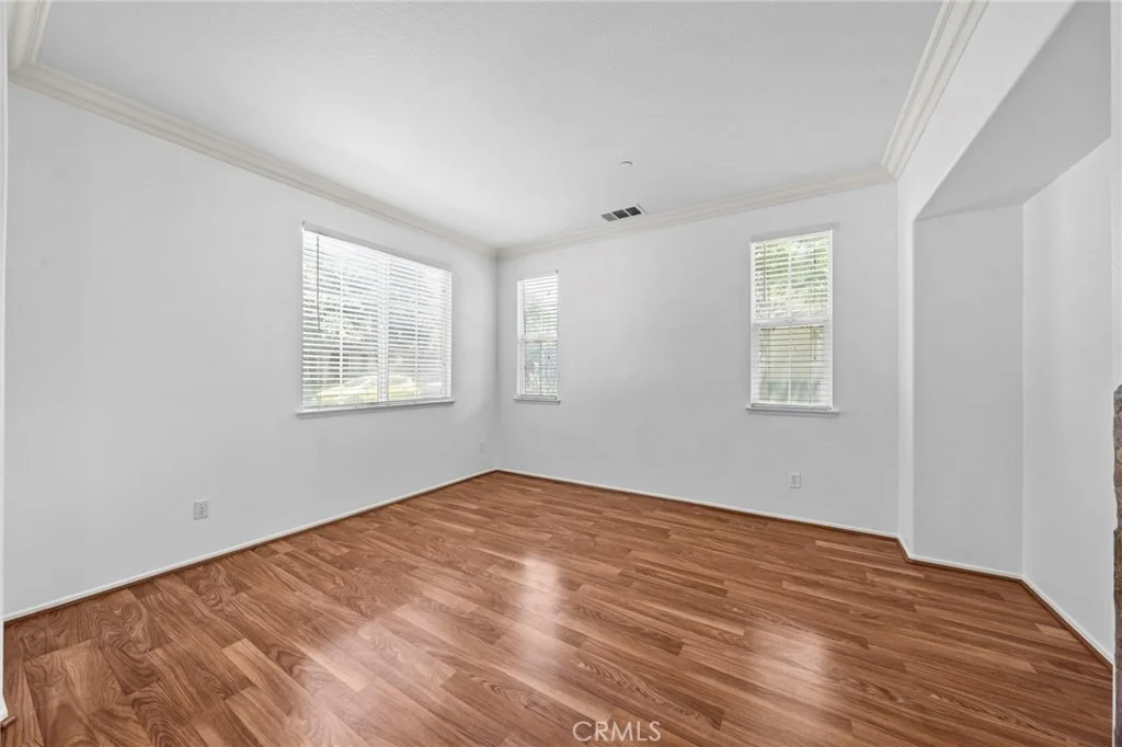Photo of 8780 Ussel