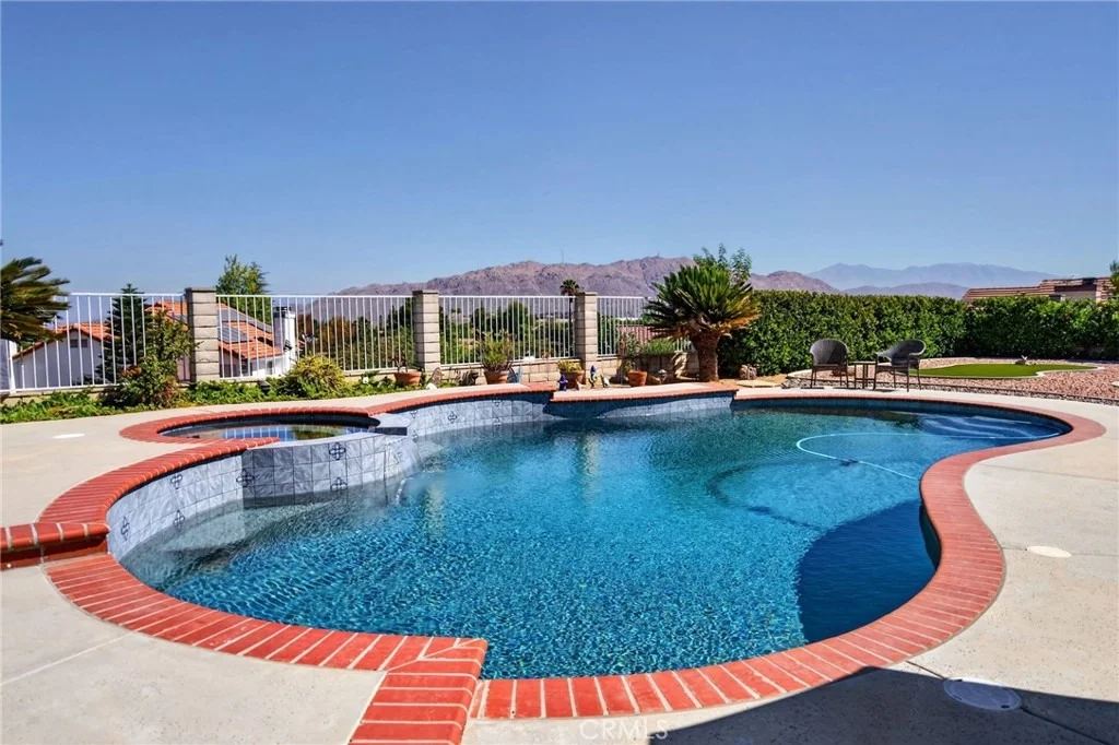 Photo of 280 Clearwood