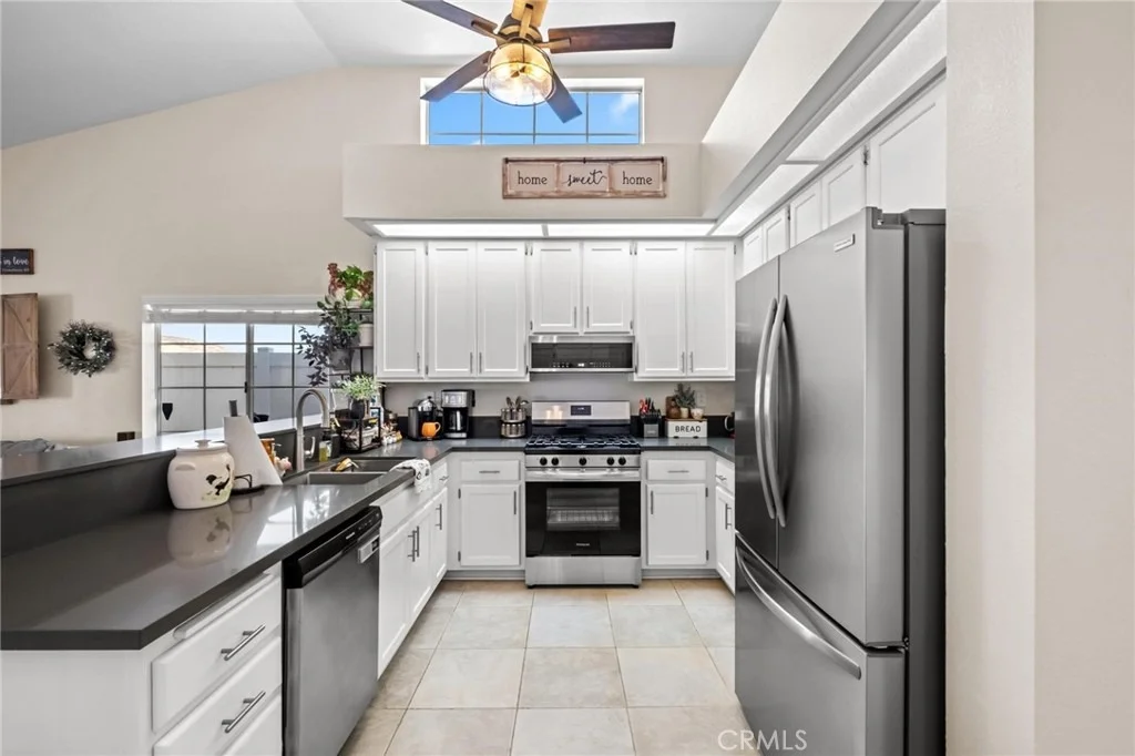 Photo of 10960 Larkspur
