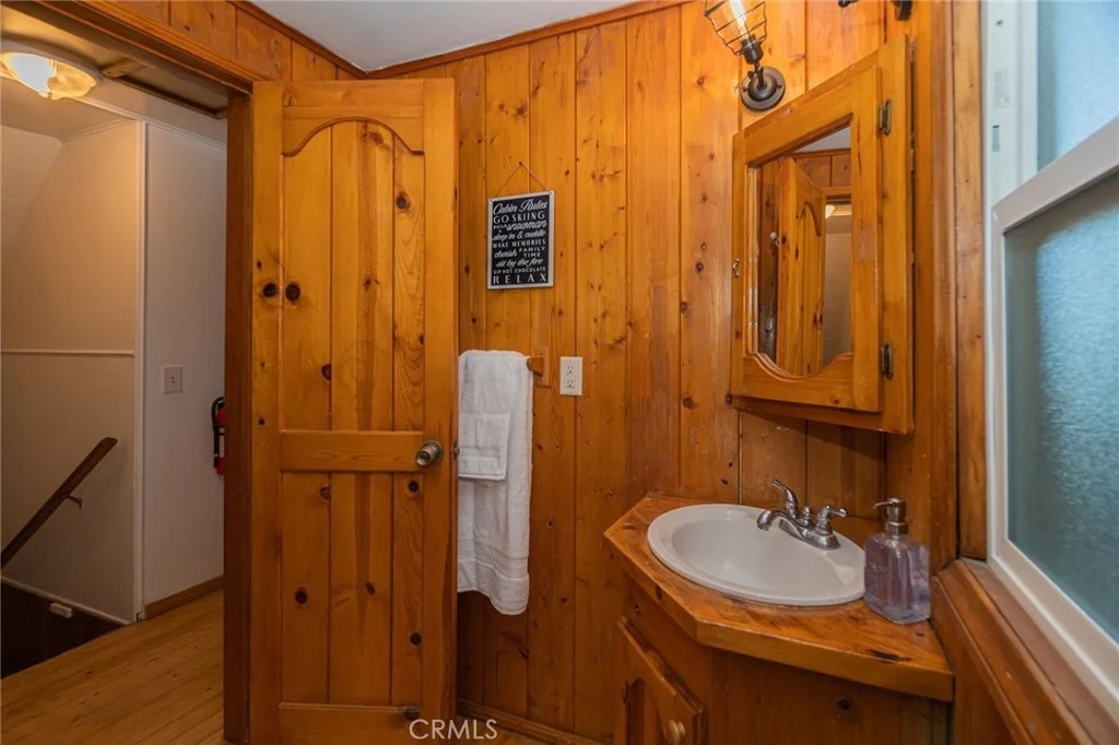 Photo of 627 Rose Lane