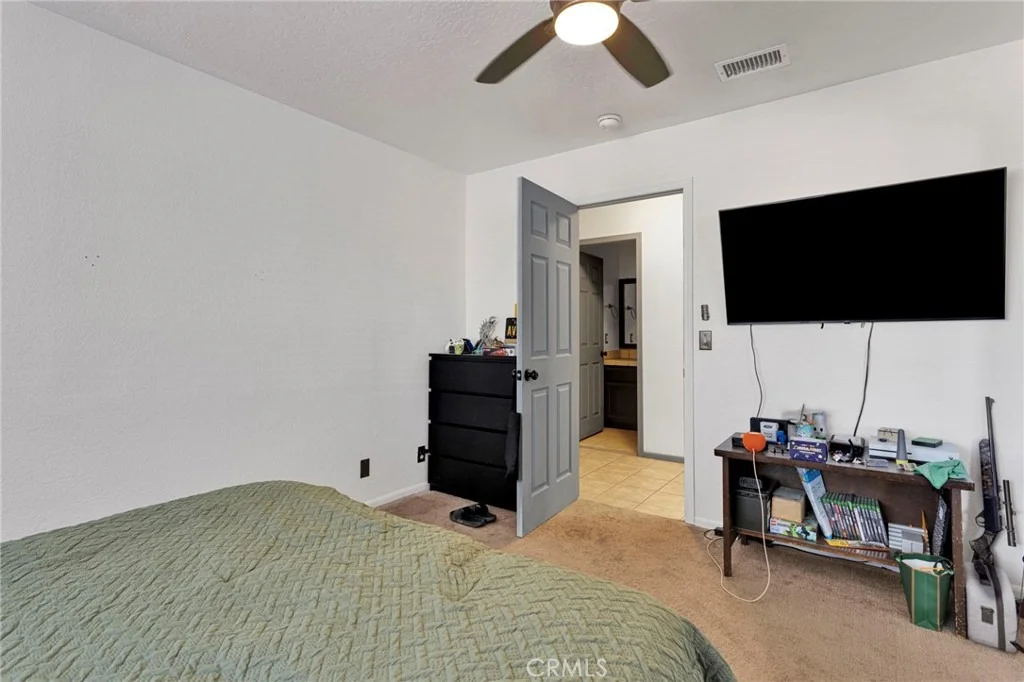 Photo of 18146 Orange