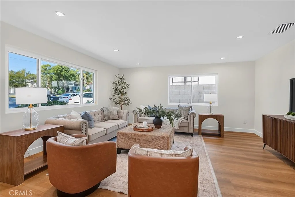 Photo of 1216 Alameda Avenue