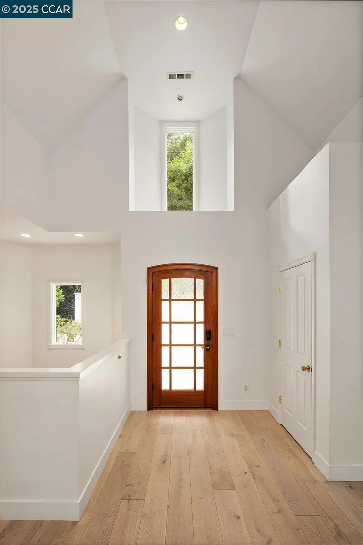Photo of 1720 Toyon Rd