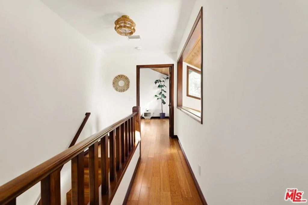 Photo of 178 Muerdago Road