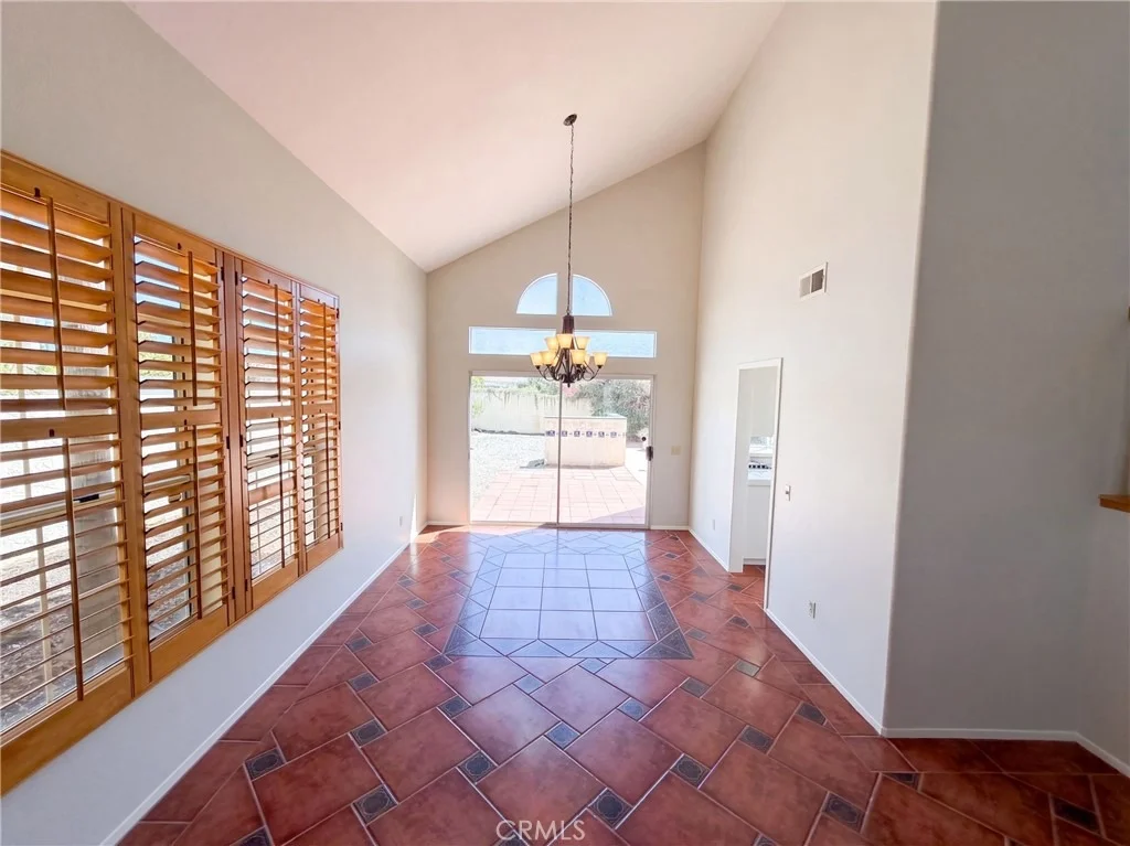 Photo of 8932 Mesa Oak