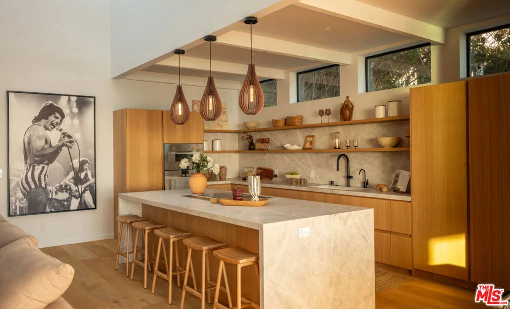 Photo of 31376 Broad Beach Road