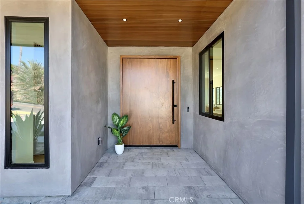 Photo of 408 Avenida Presidio