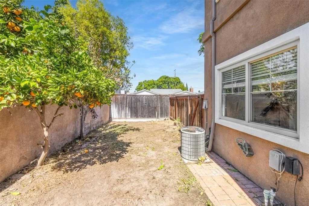 Photo of 8151 Atlantic
