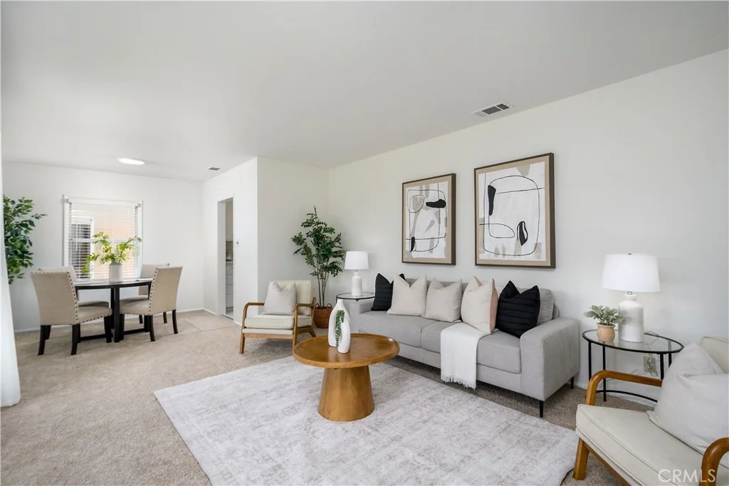 Photo of 7407 Broadway Avenue