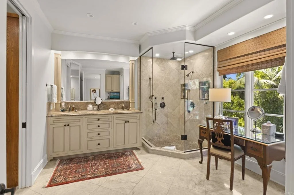 Photo of 9784 Claiborne Square
