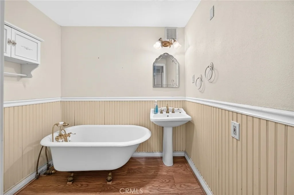 Photo of 1424 De Anza