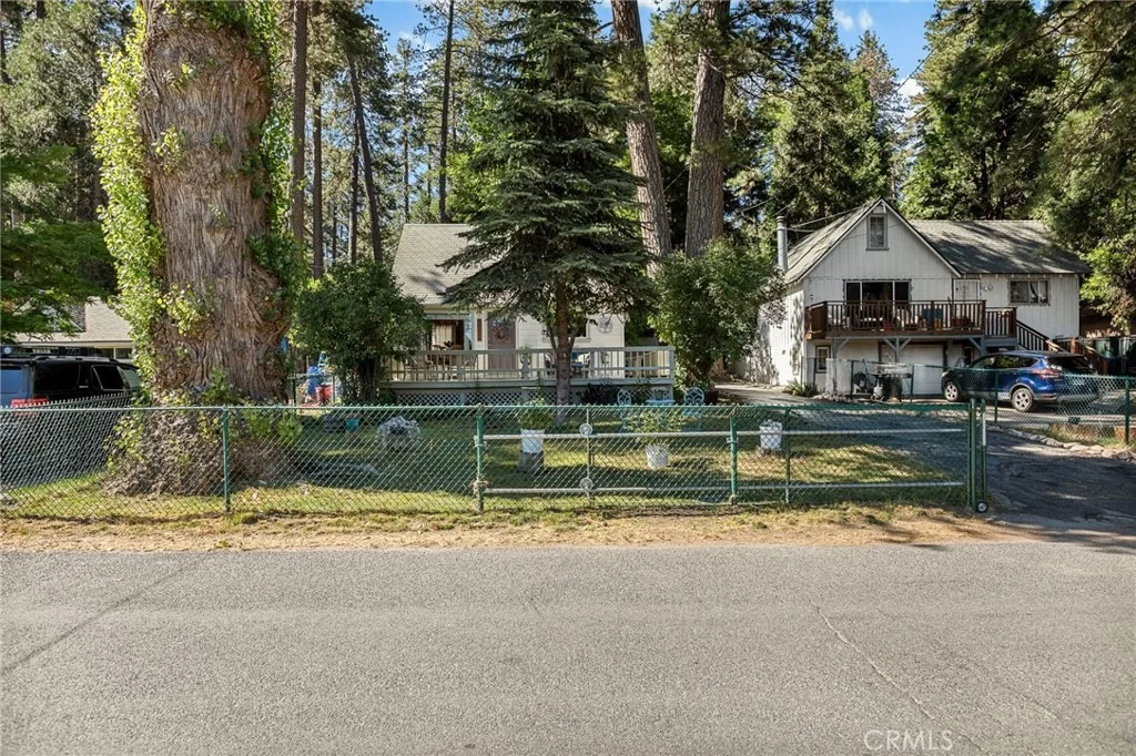 Photo of 22865 Fir Lane