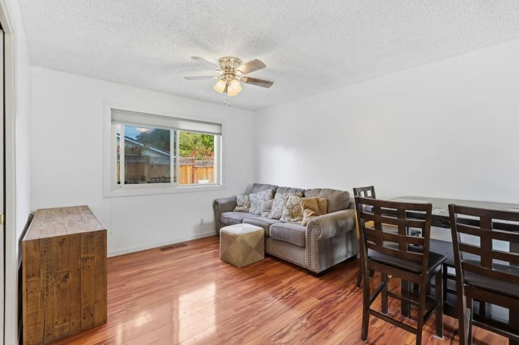 Photo of 7185 Orchard Drive