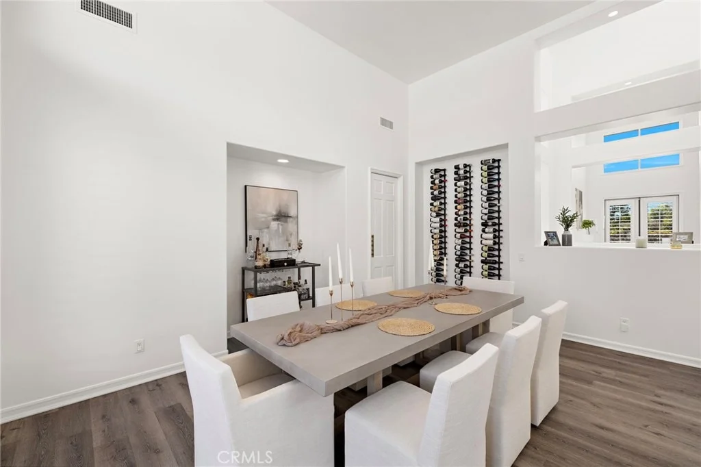 Photo of 1582 White Alder
