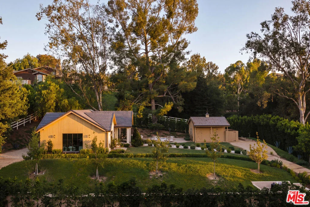 Photo of 5287 Round Meadow Road