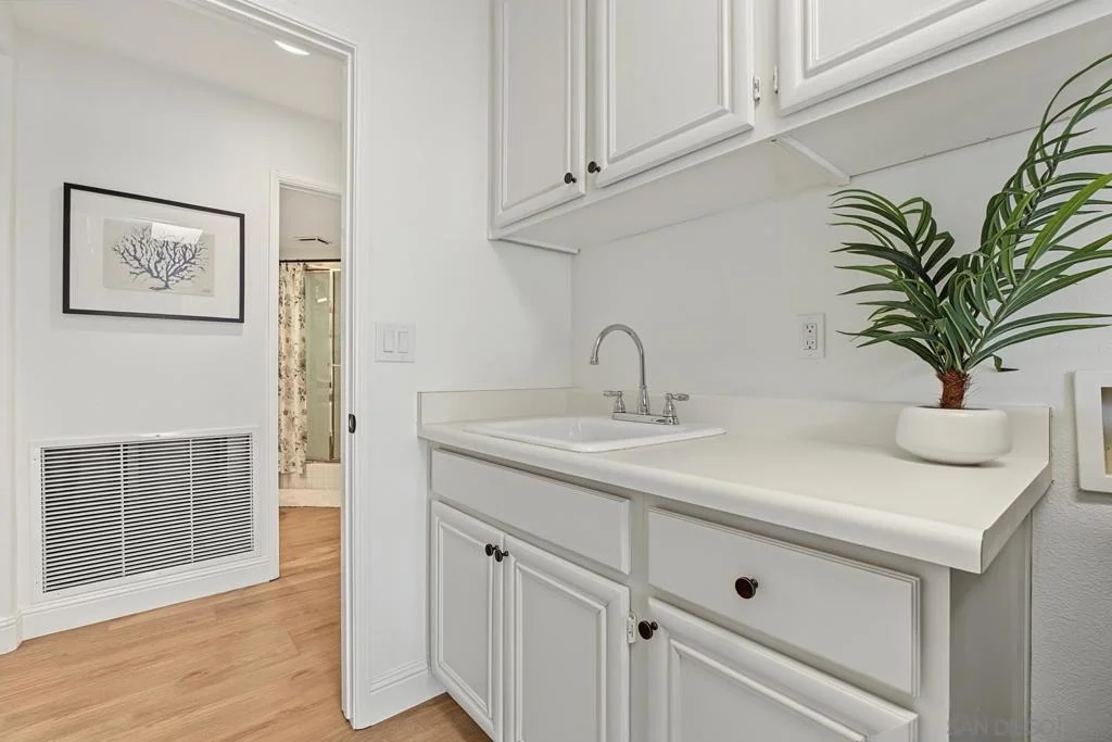 Photo of 45226 Camino Monzon