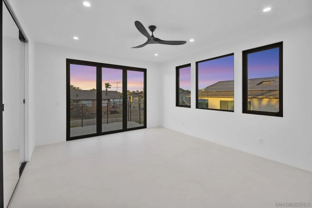Photo of 3794 Highland