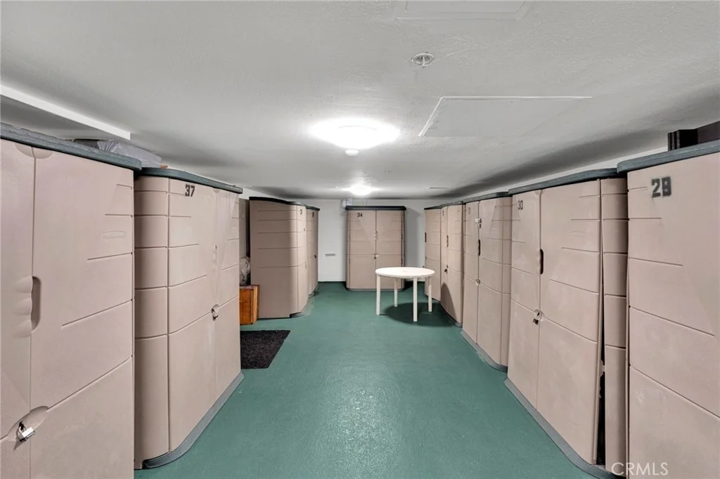 Photo of Unit 205 at 801 Pine Avenue