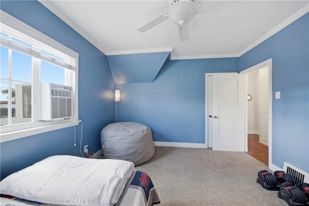 Photo of 258 Argonne