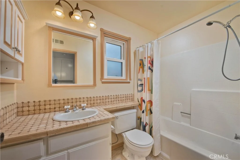 Photo of 27872 Wakefield Road