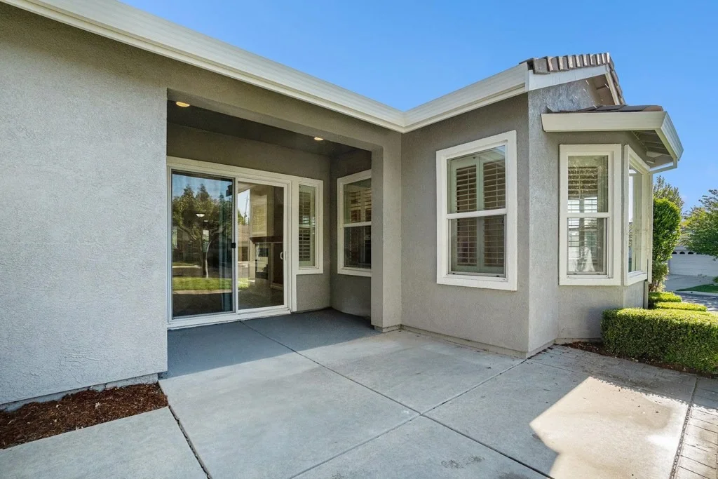 Photo of 1007 CENTENNIAL DR