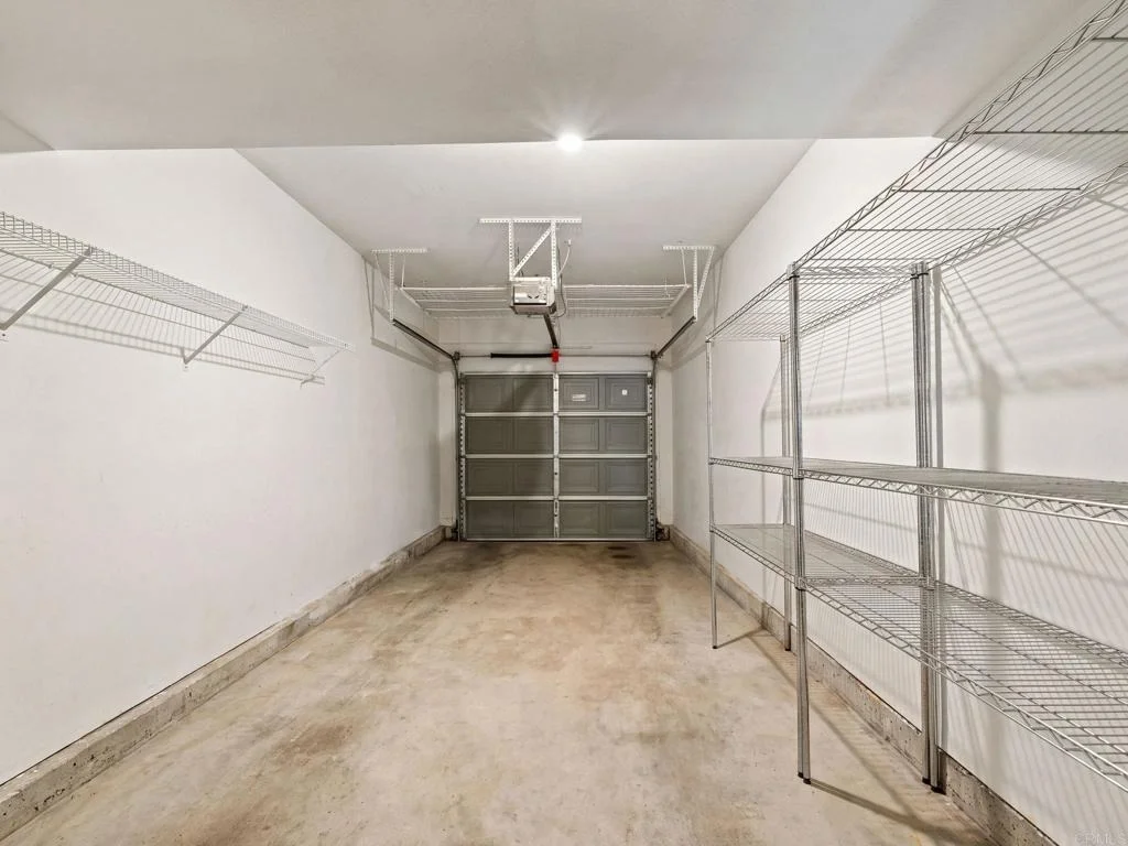 Photo of Unit 4 at 625 Sumner Way
