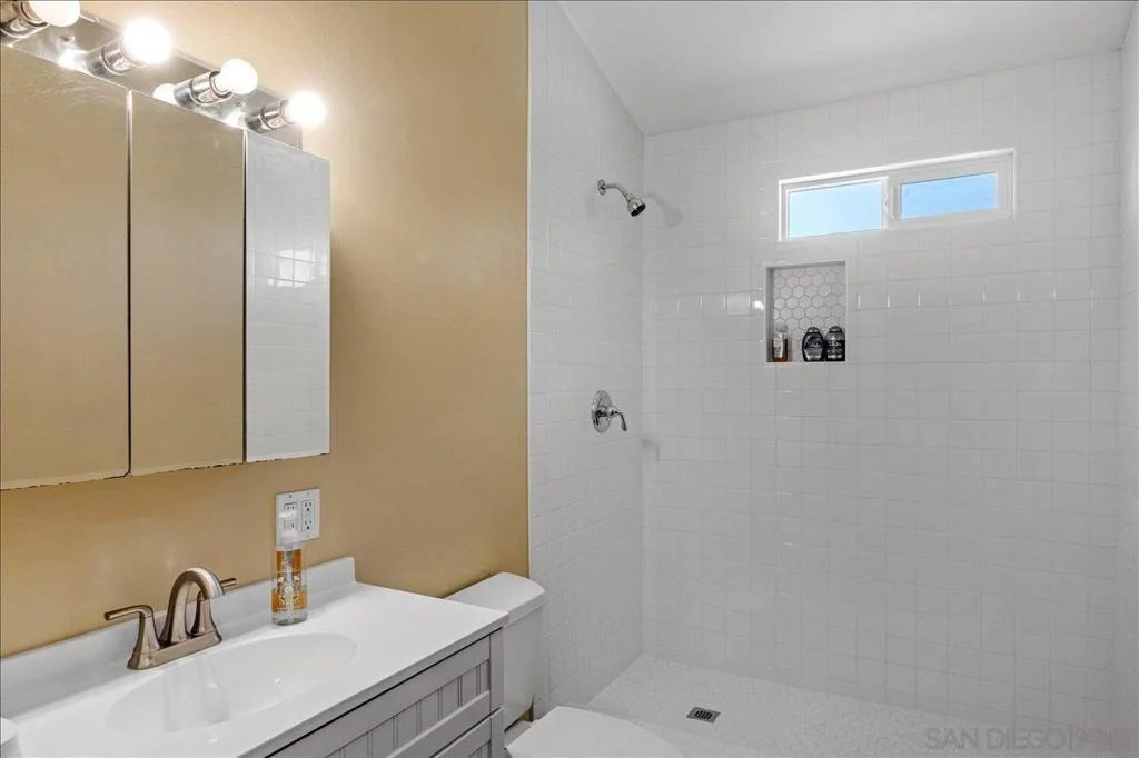 Photo of 5461 Rainbow Creek