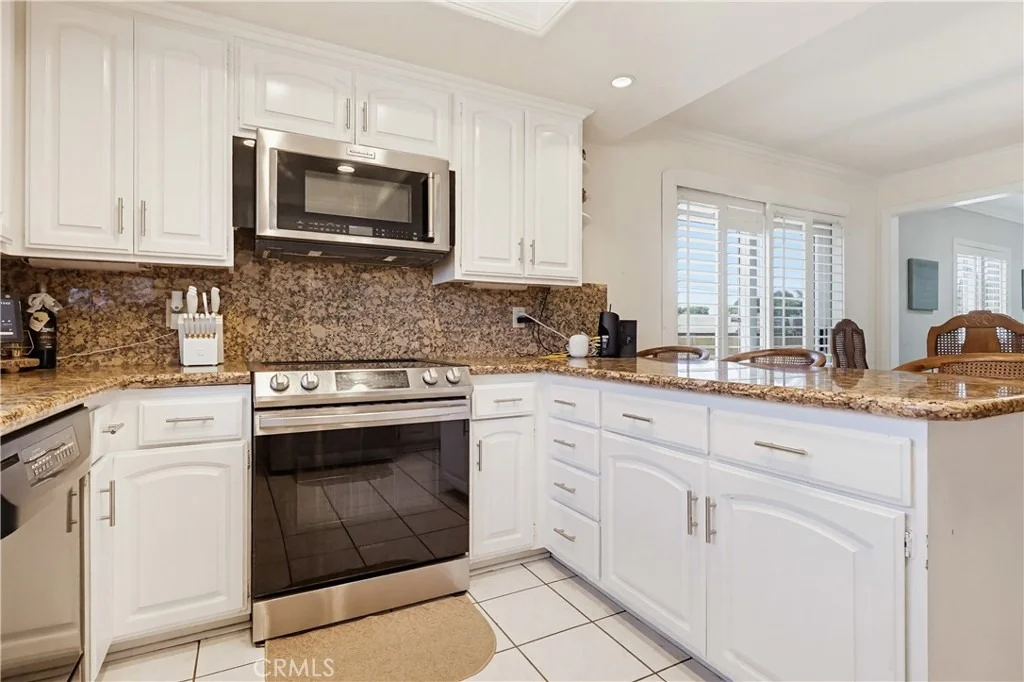 Photo of 555 W Shadwell